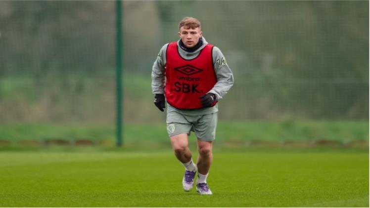 Comprehensive Biography of Adrien Truffert: The Rennes Star